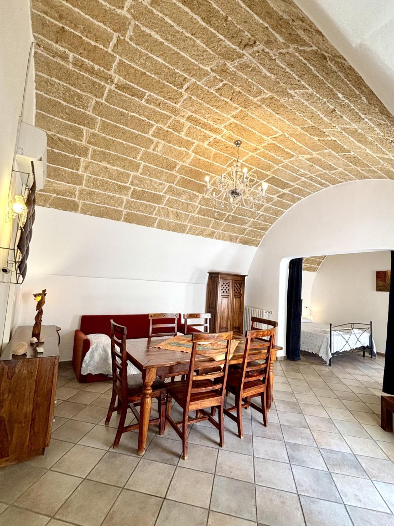 Kallistos Suites & Apartments Gallipoli Esterno foto