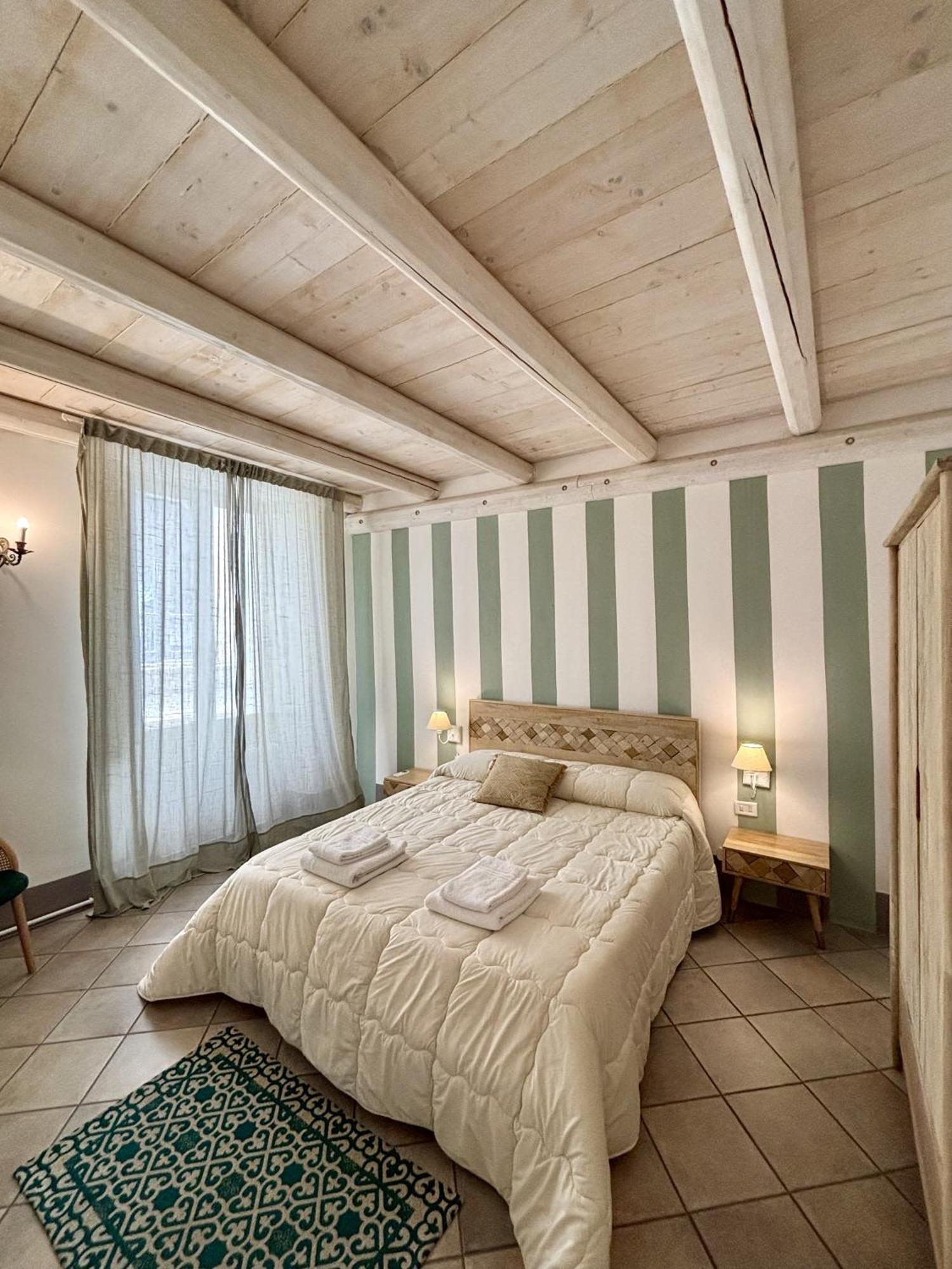 Kallistos Suites & Apartments Gallipoli Esterno foto