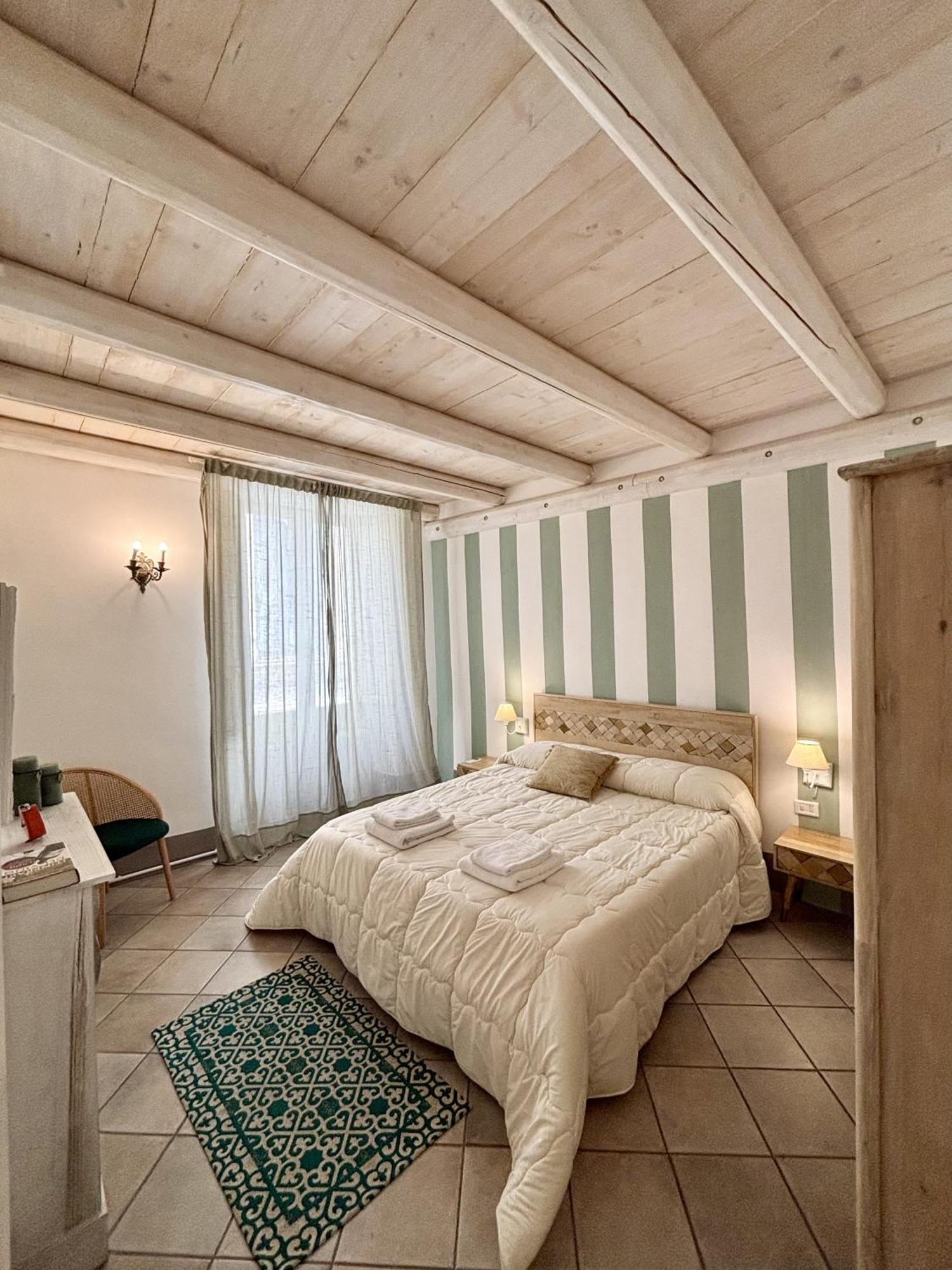 Kallistos Suites & Apartments Gallipoli Esterno foto